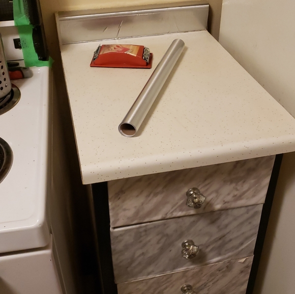 NWT & EUC Quality Items For Less! - Picture 4 of 13